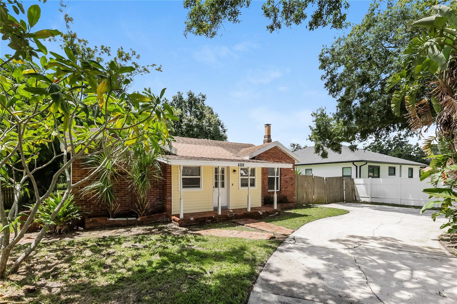 Image 3 of 16 For 4320 46th Avenue N