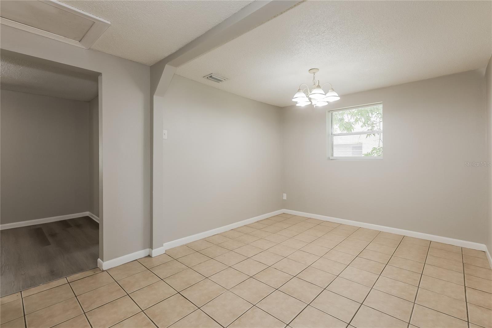 Image 5 of 16 For 4320 46th Avenue N