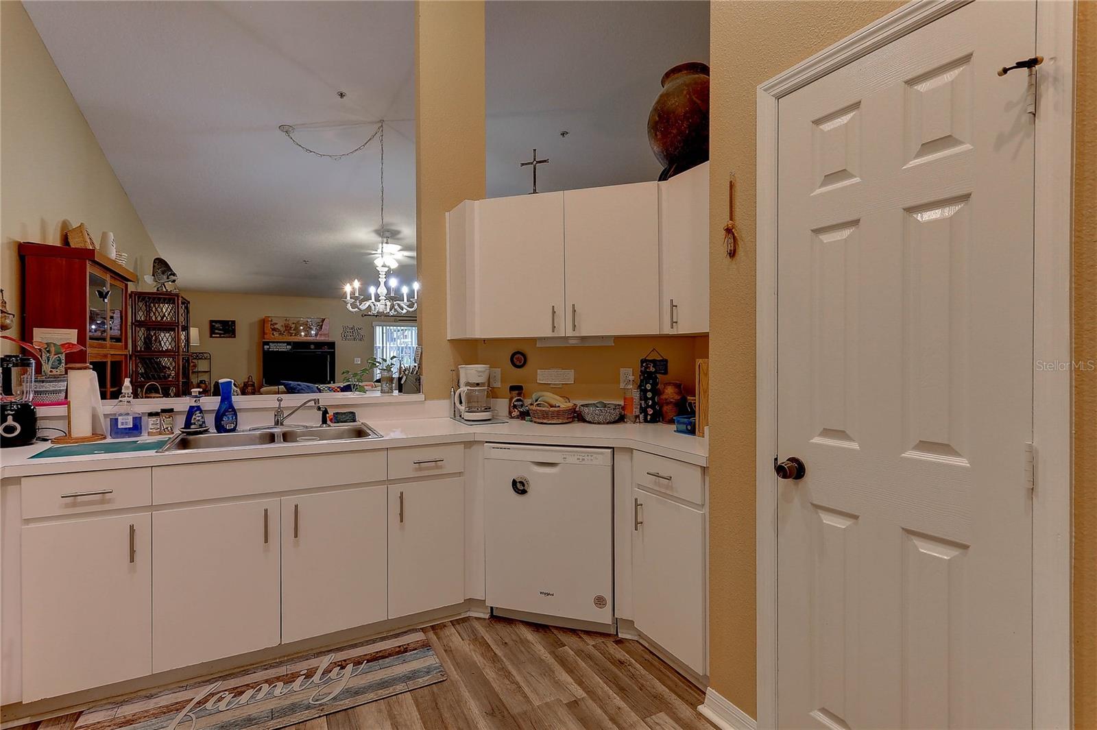 Image 13 of 28 For 8405 Terrace Meadows Court 8405