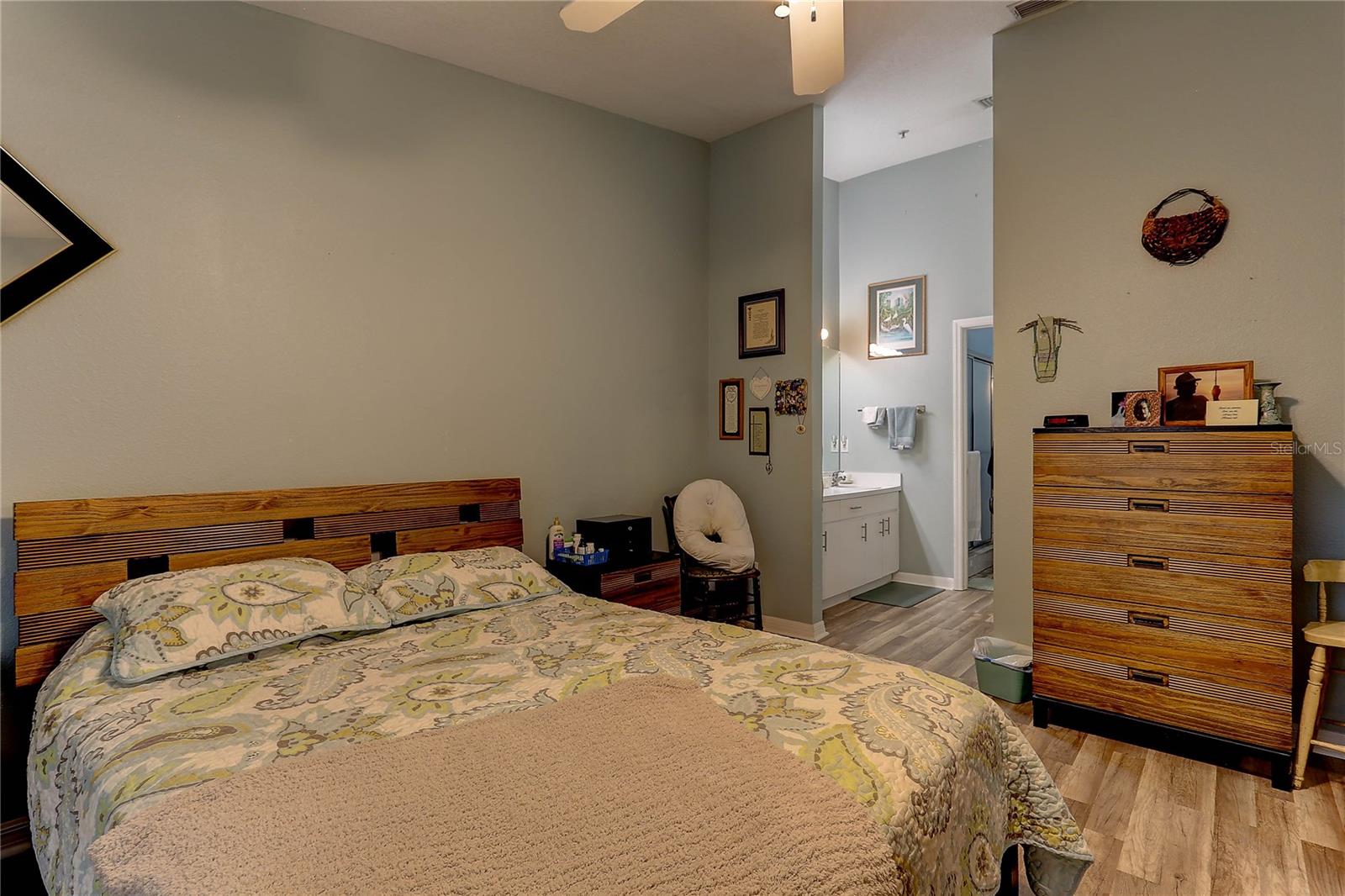 Image 18 of 28 For 8405 Terrace Meadows Court 8405