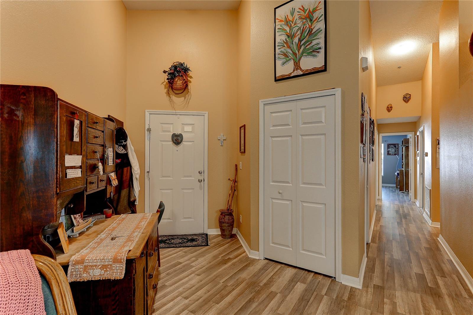 Image 6 of 28 For 8405 Terrace Meadows Court 8405