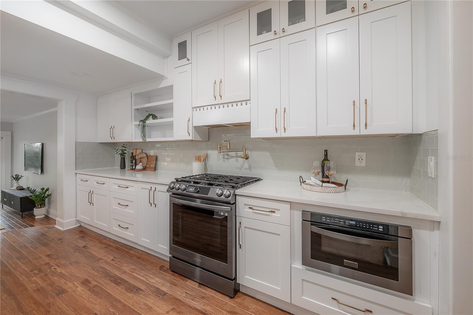 Image 21 of 46 For 213 Comanche Avenue