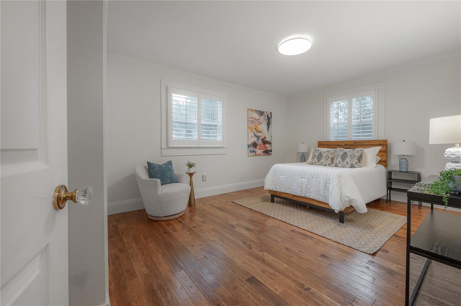 Image 32 of 46 For 213 Comanche Avenue