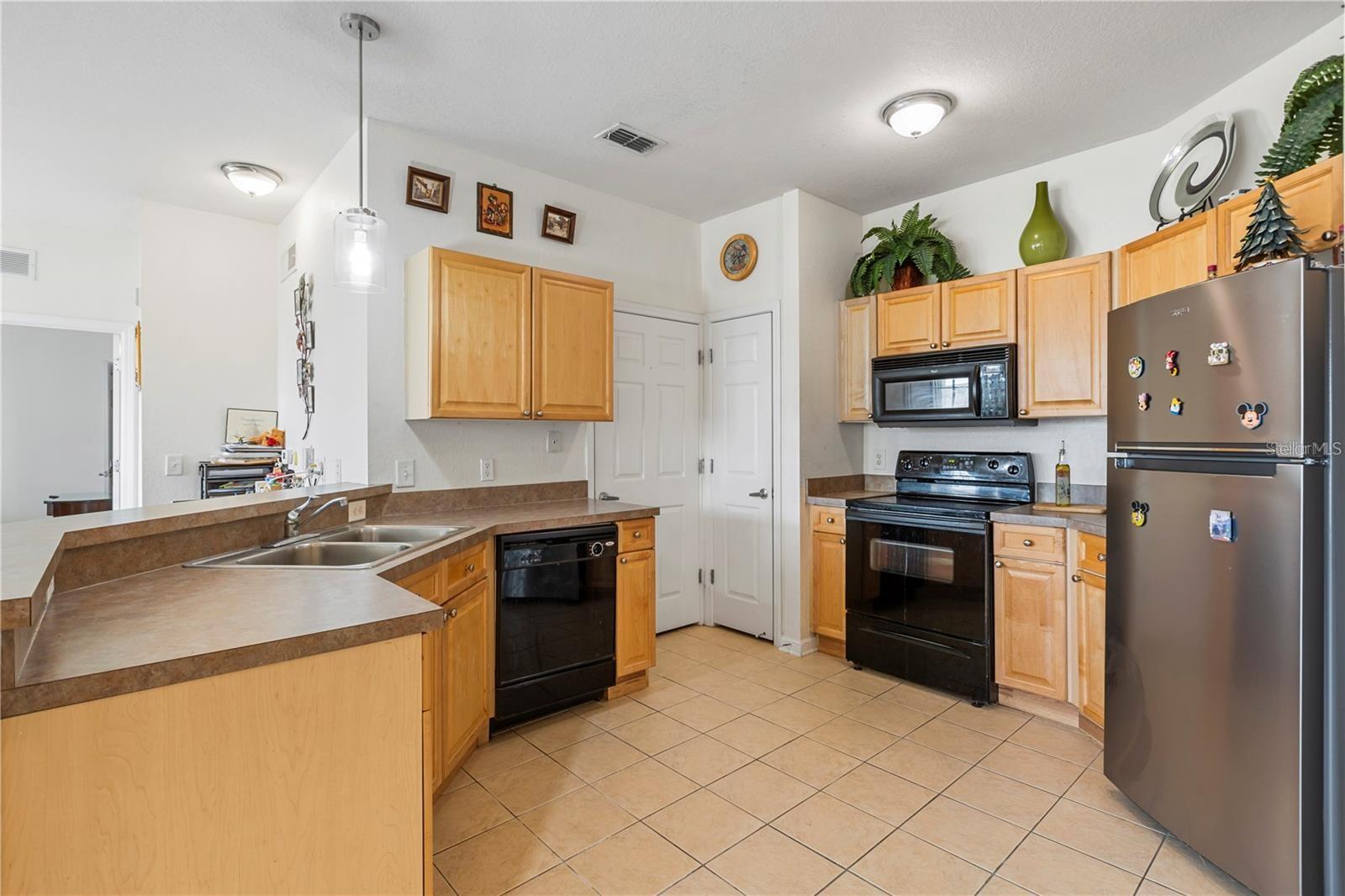 Image 3 of 23 For 612 Terrace Ridge Circle 612