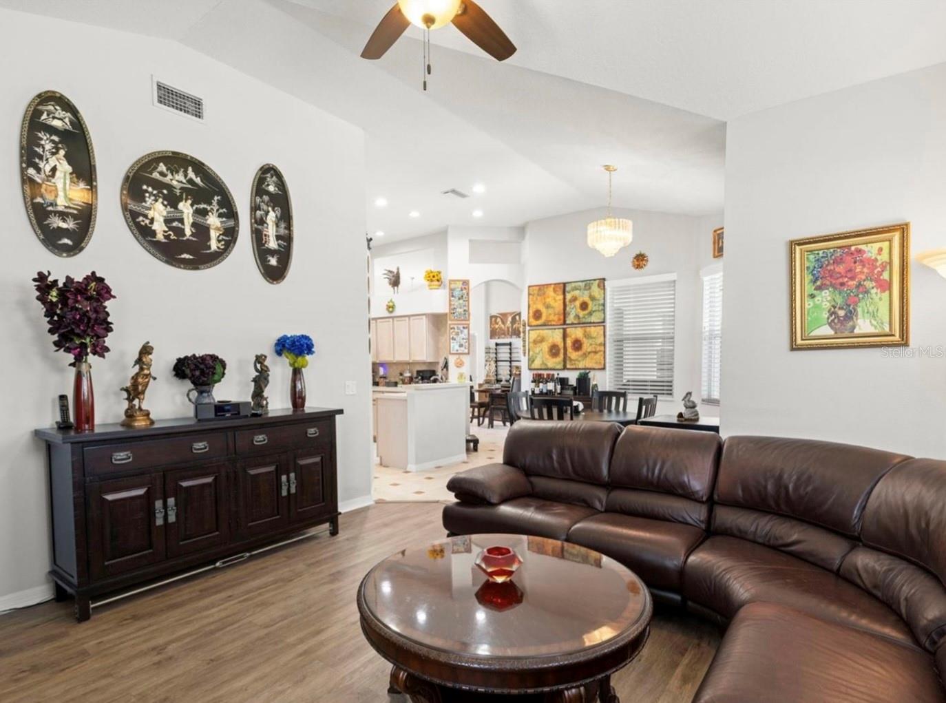 Listing photo id 8 for 19104 Cellini Place