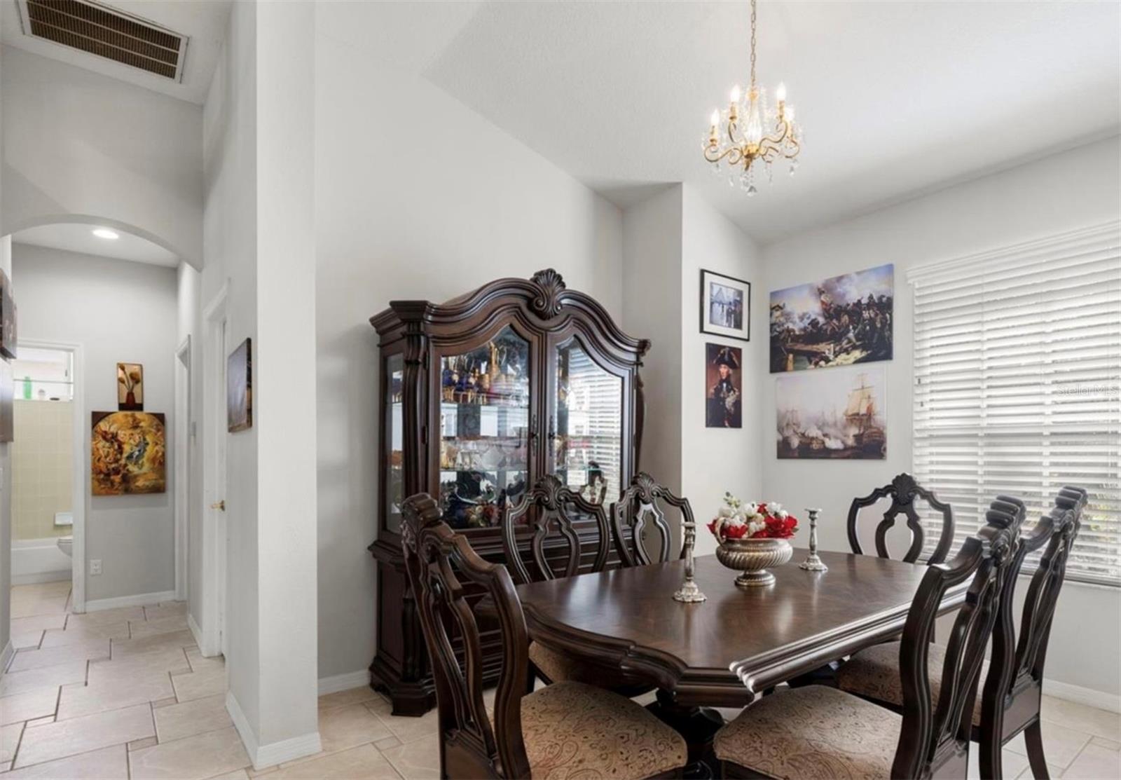 Listing photo id 2 for 19104 Cellini Place