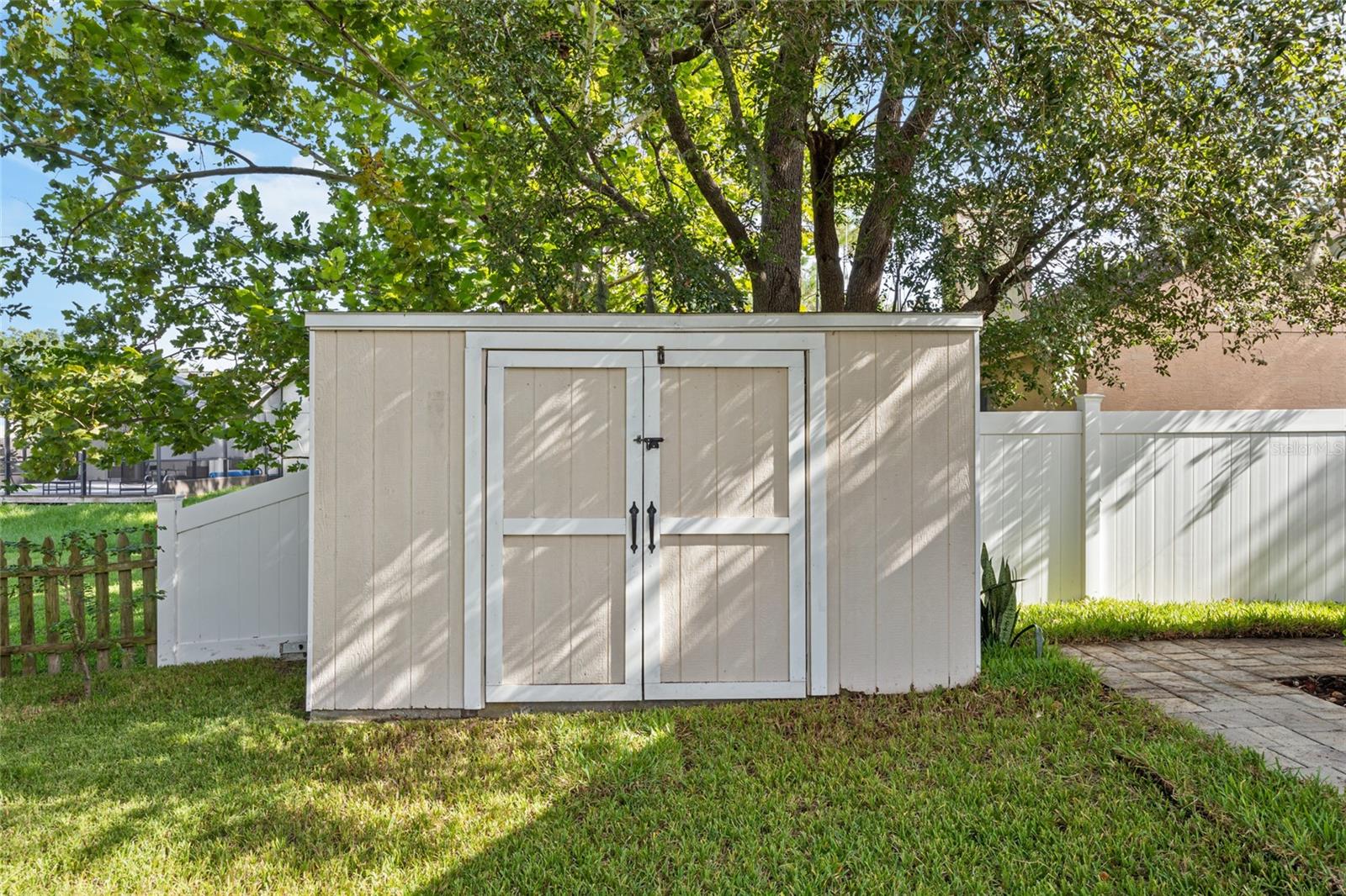 Image 27 of 40 For 1905 Elk Spring Drive