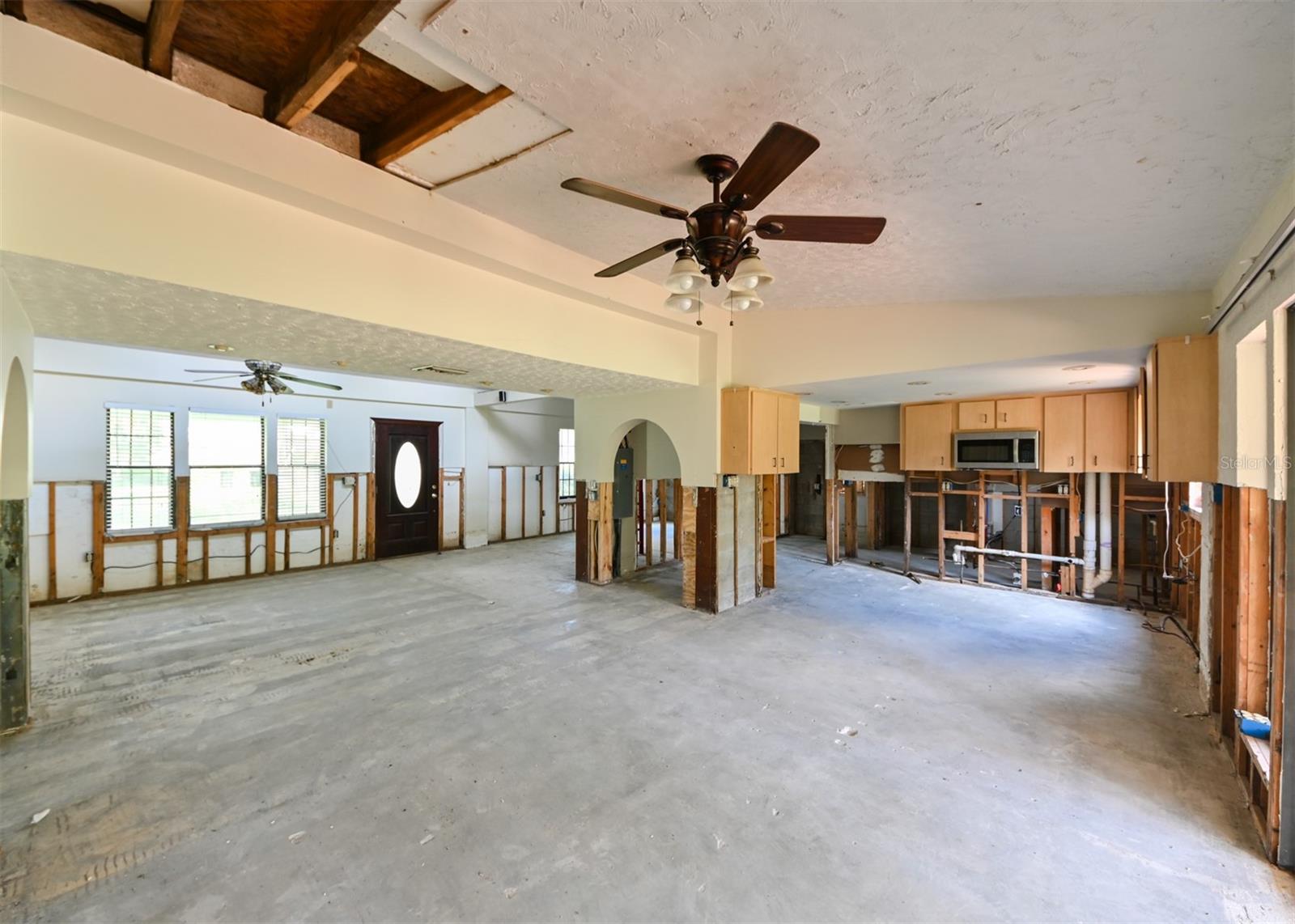 Image 9 of 23 For 34542 Orchid Parkway