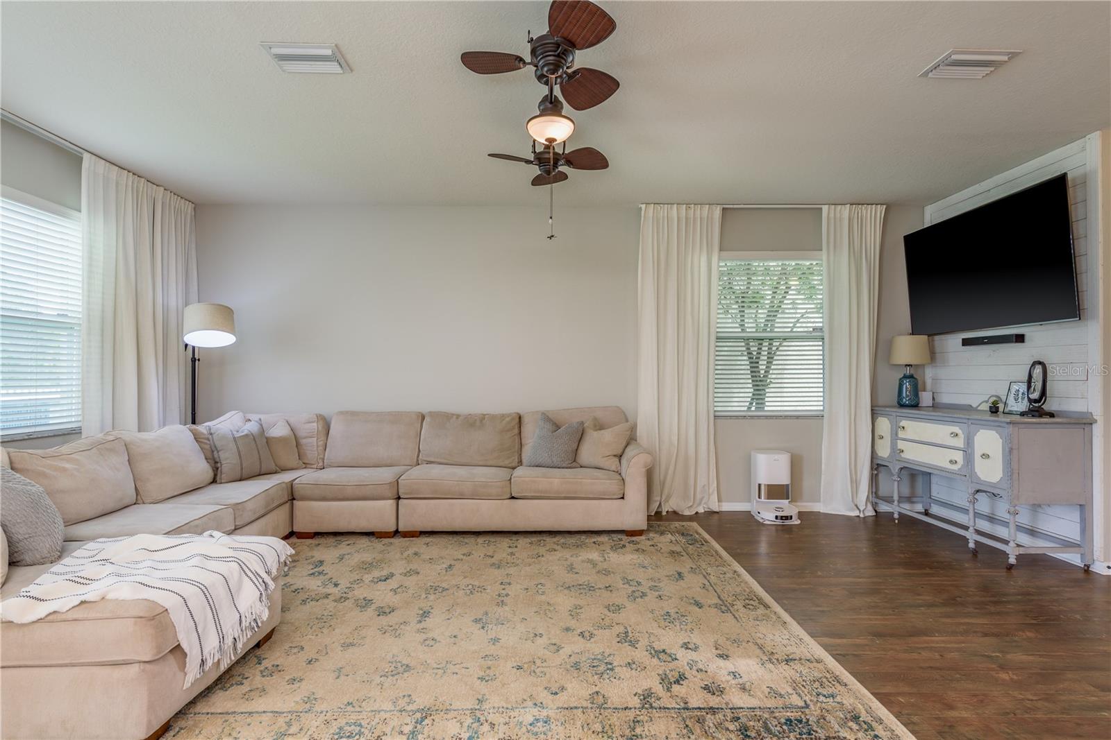 Image 8 of 56 For 7615 Windchase Way