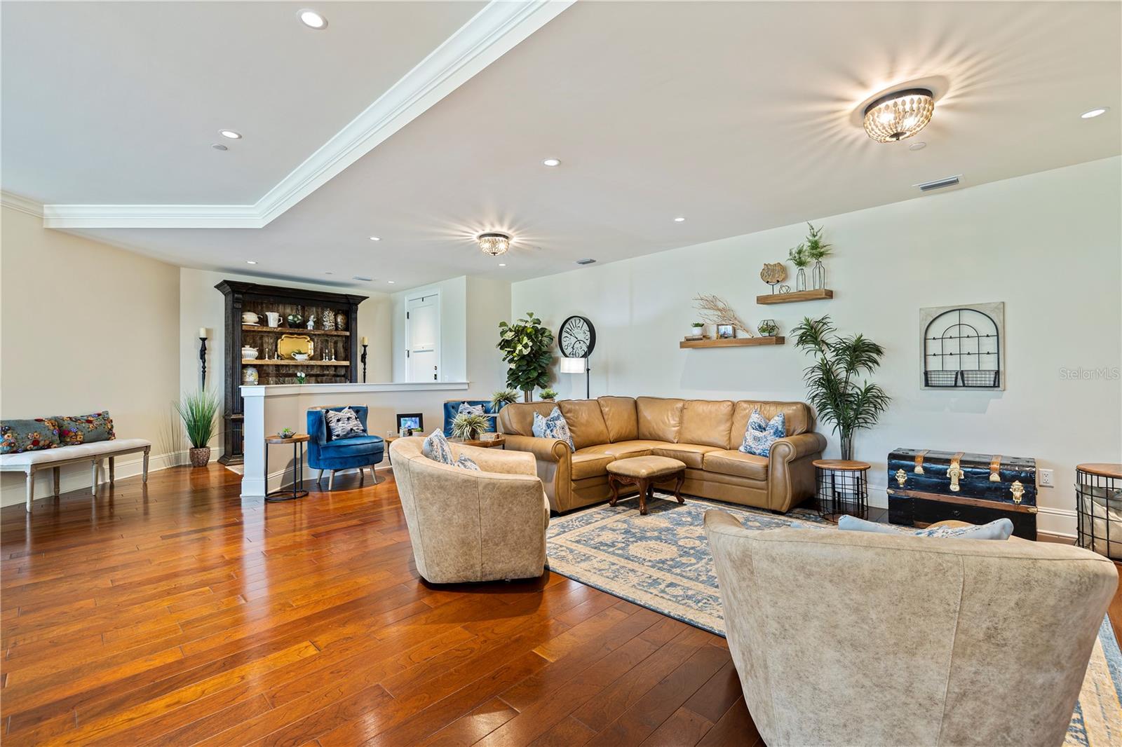 Image 9 of 46 For 85 Belleview Boulevard 204