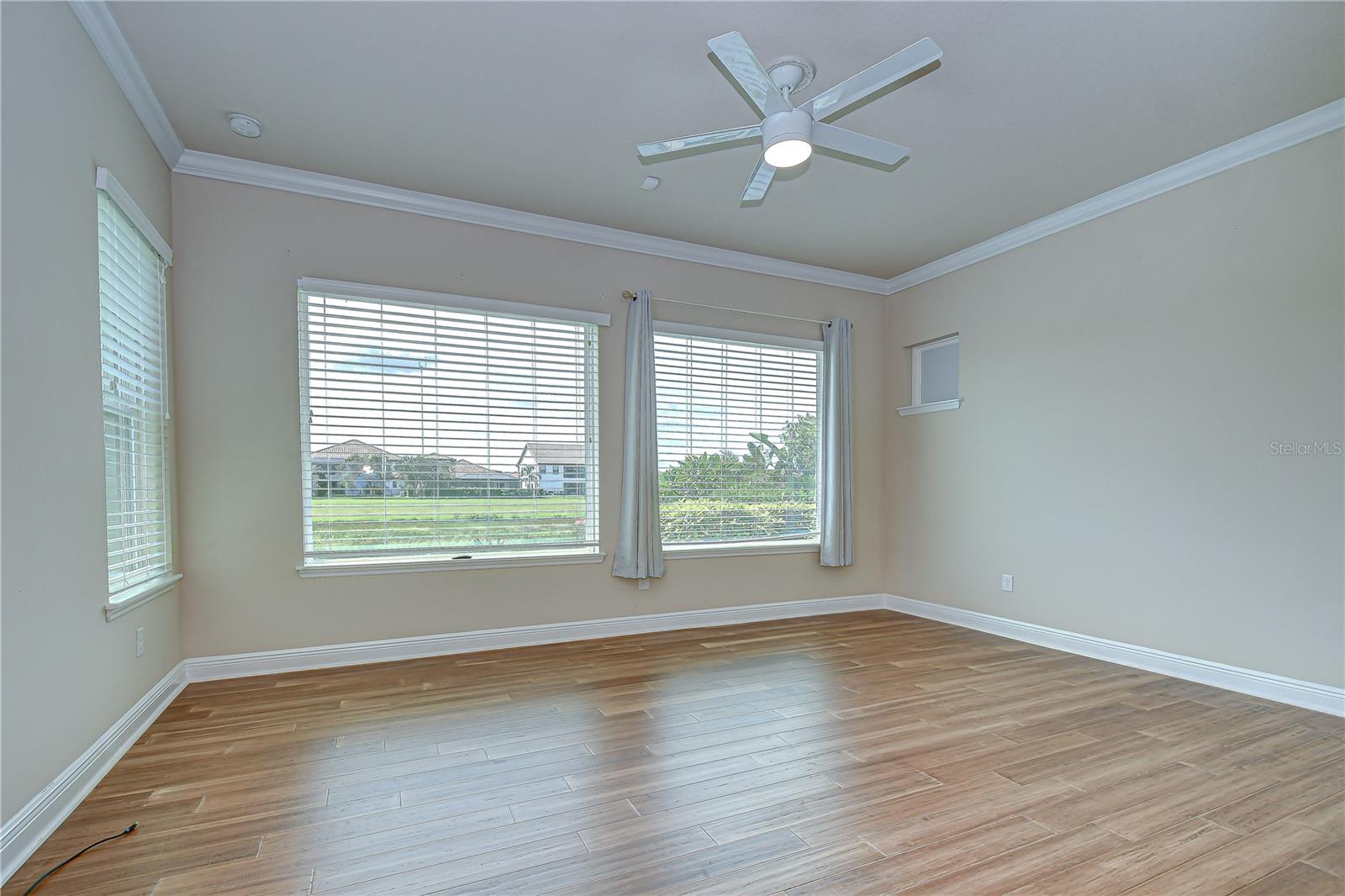 Image 15 of 36 For 13937 Swallow Hill Drive