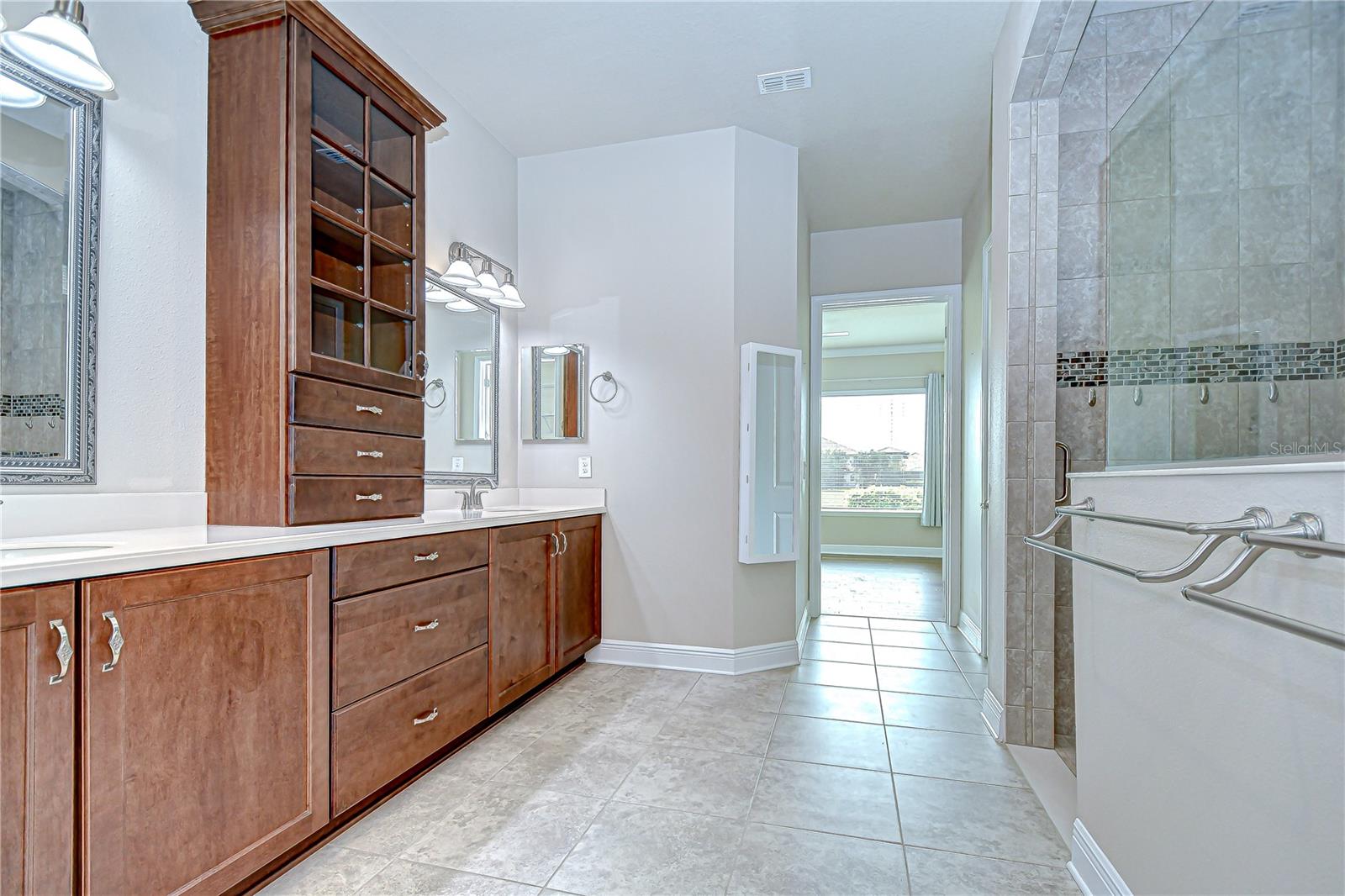 Image 16 of 36 For 13937 Swallow Hill Drive