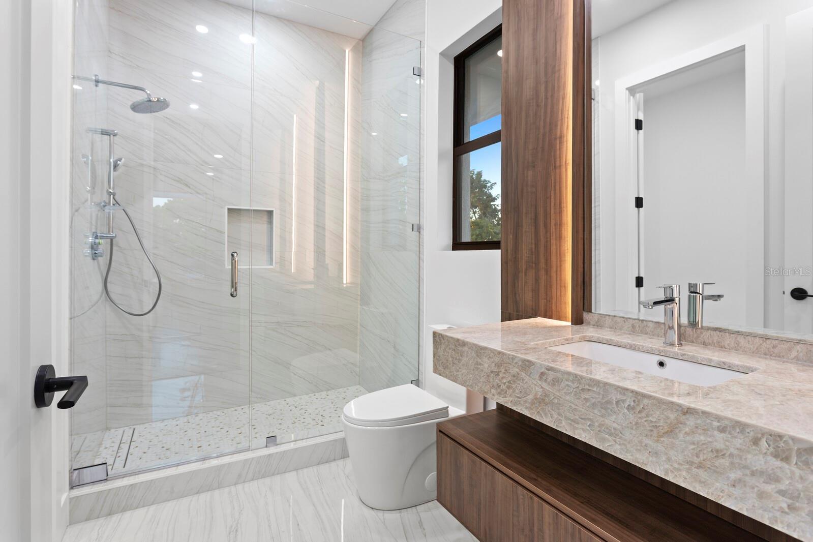 Image 29 of 41 For 4441 Pompano Drive Se