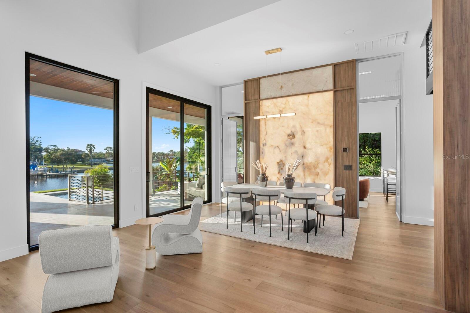 Image 3 of 41 For 4441 Pompano Drive Se