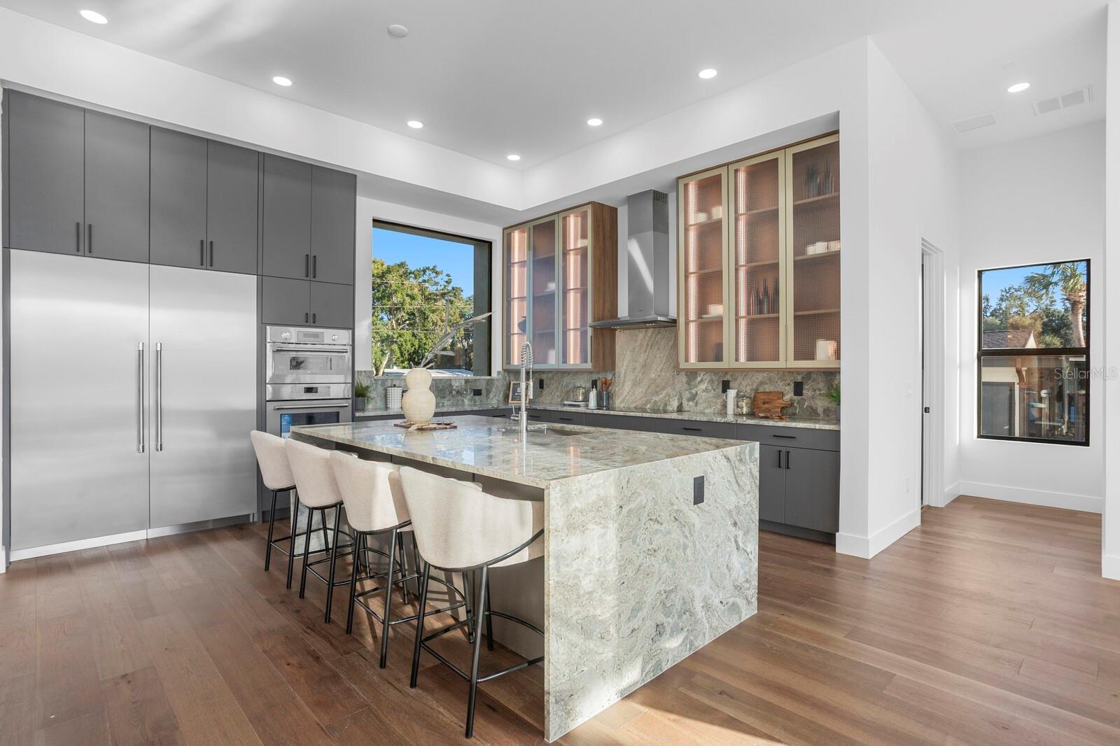 Image 6 of 41 For 4441 Pompano Drive Se