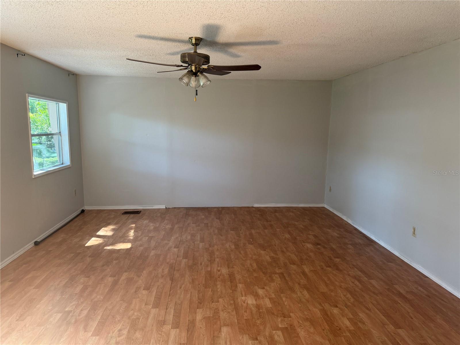 Image 41 of 54 For 8351 Clara Drive