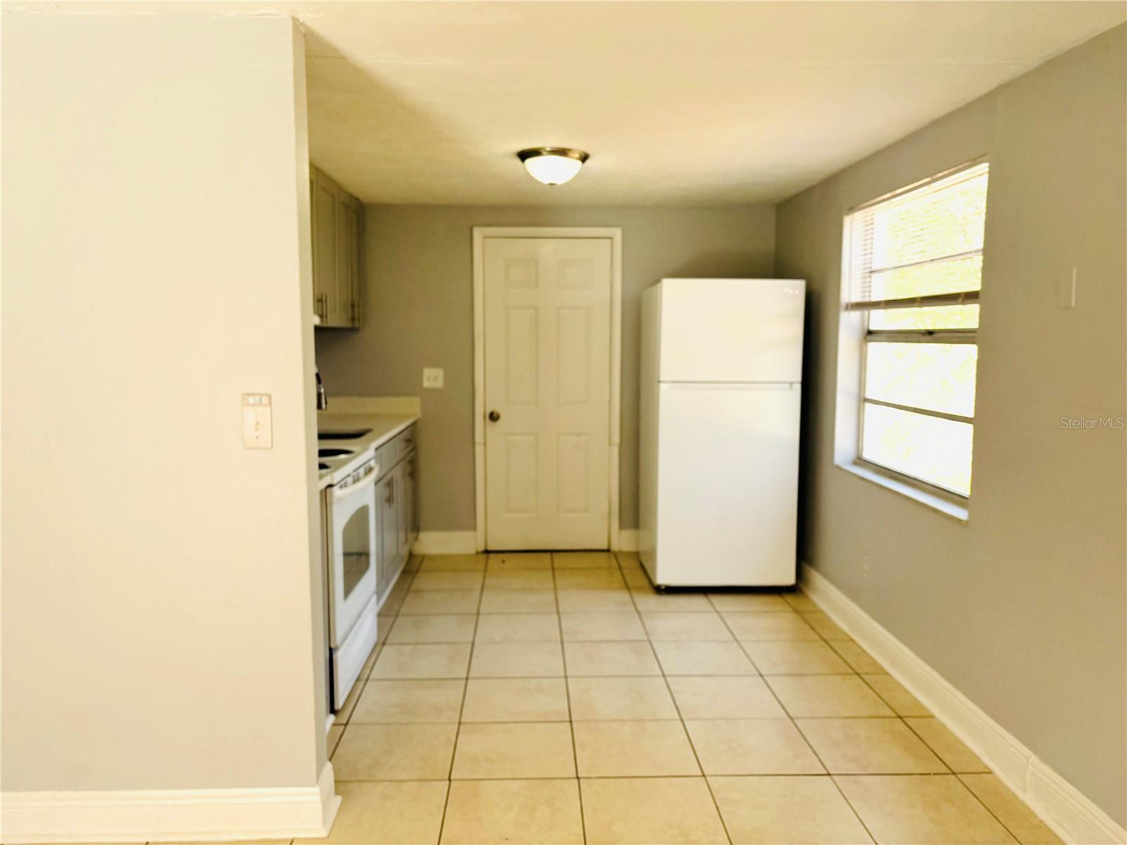 Image 7 of 13 For 11733 12th Street D