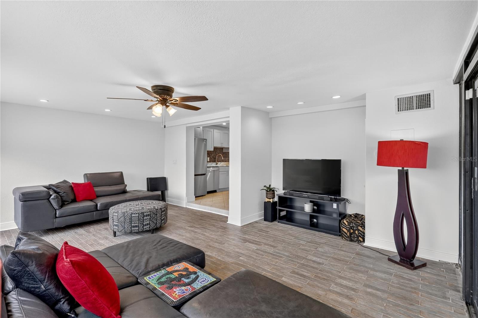 Image 22 of 63 For 4201 Fogcutter Court 4201