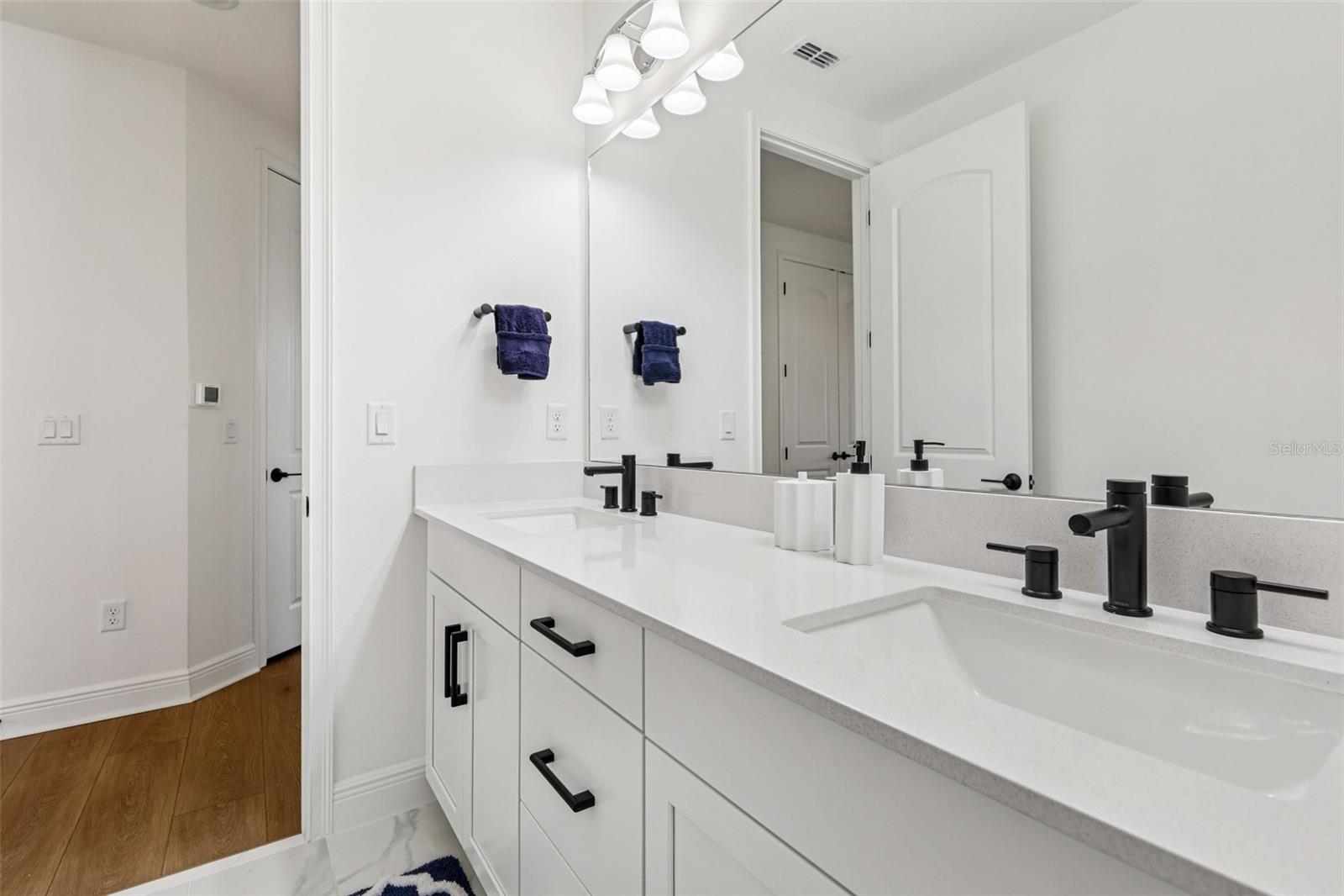 Image 33 of 47 For 5227 Buttonsage Drive