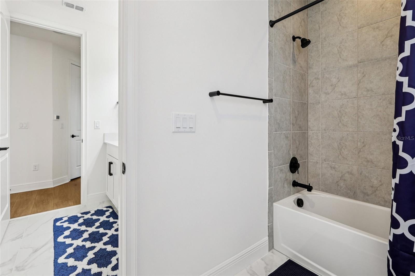 Image 34 of 47 For 5227 Buttonsage Drive