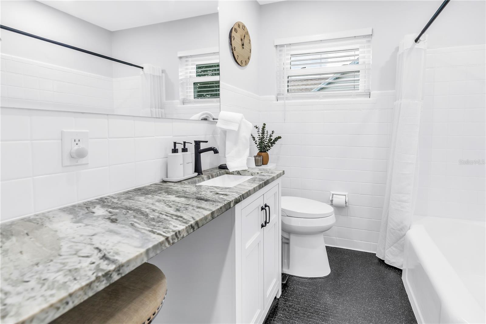 Image 31 of 91 For 4131 1st Avenue N
