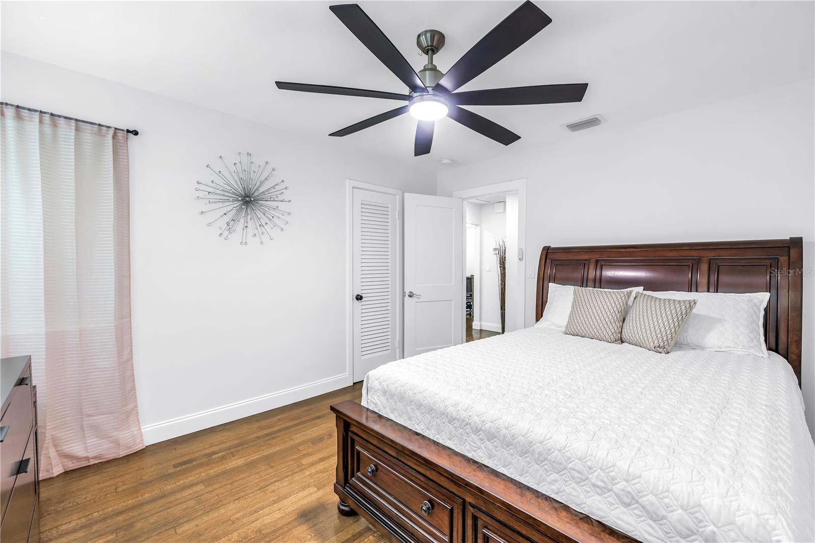 Image 37 of 91 For 4131 1st Avenue N