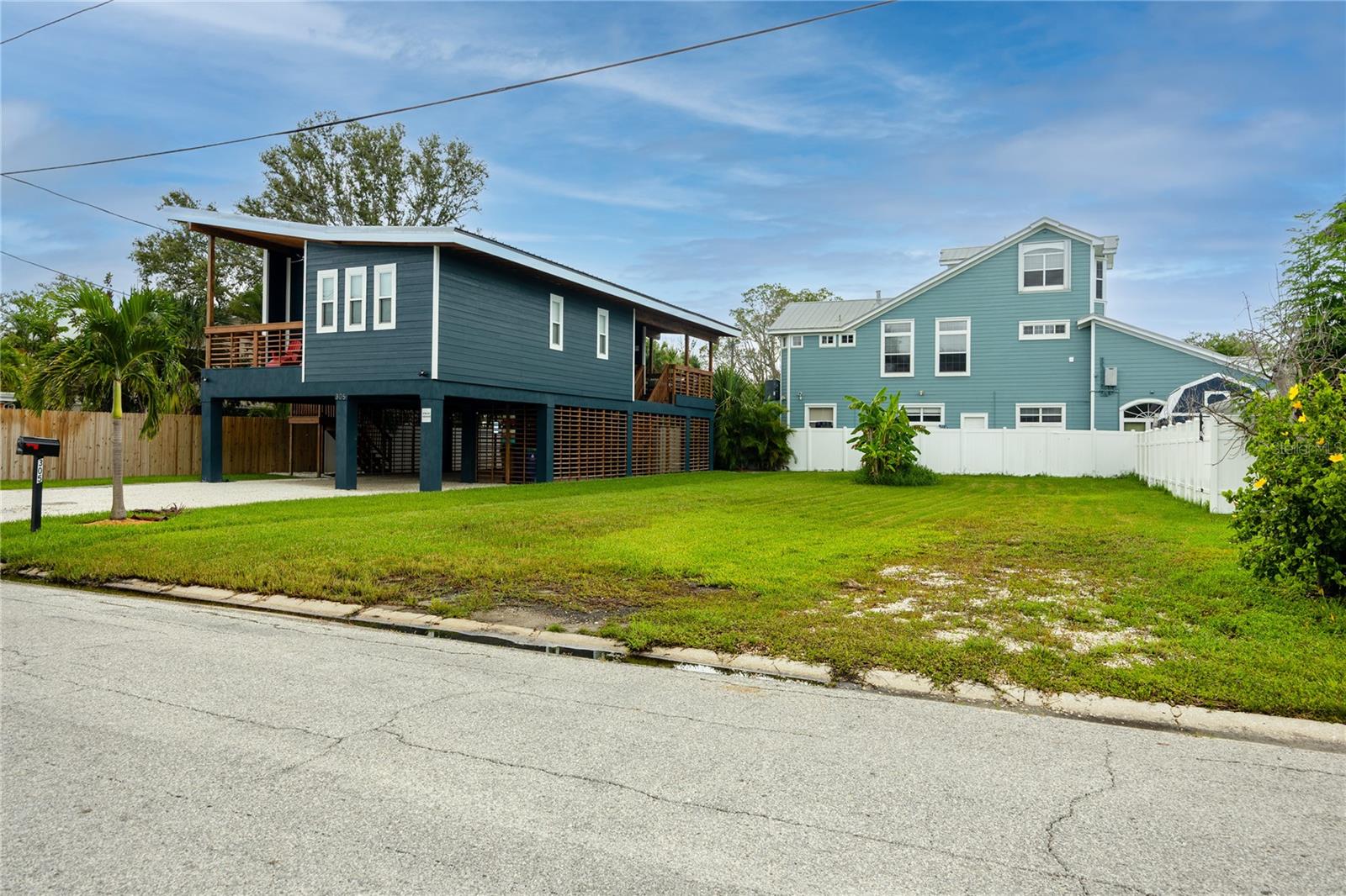 Image 3 of 29 For 303 14th Avenue