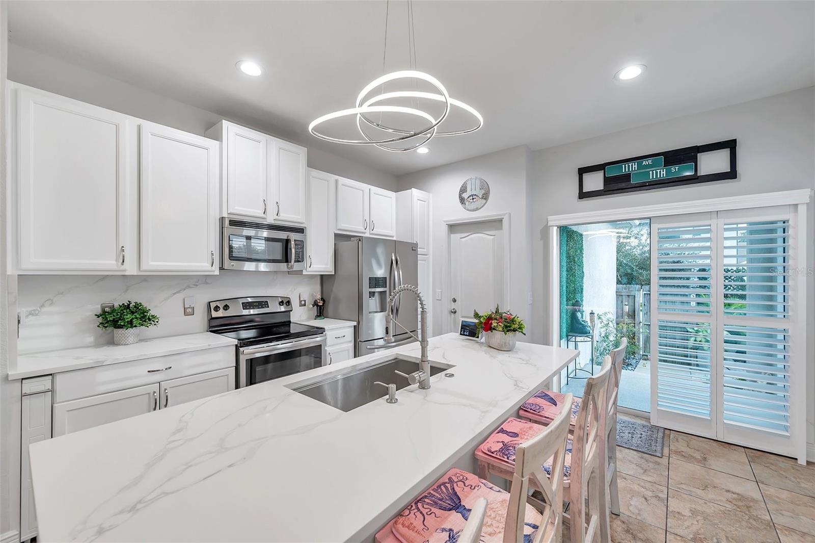 Image 15 of 55 For 2602 Nassau Street