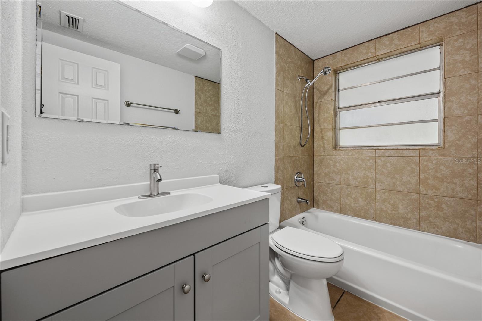 Image 10 of 24 For 402 Midwood Drive