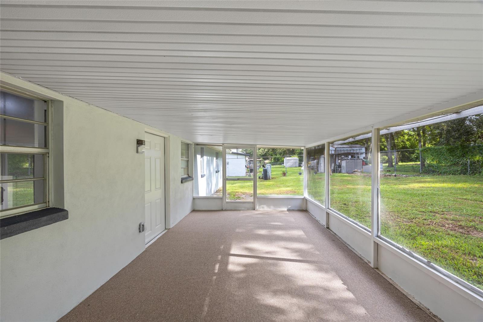 Image 17 of 24 For 402 Midwood Drive
