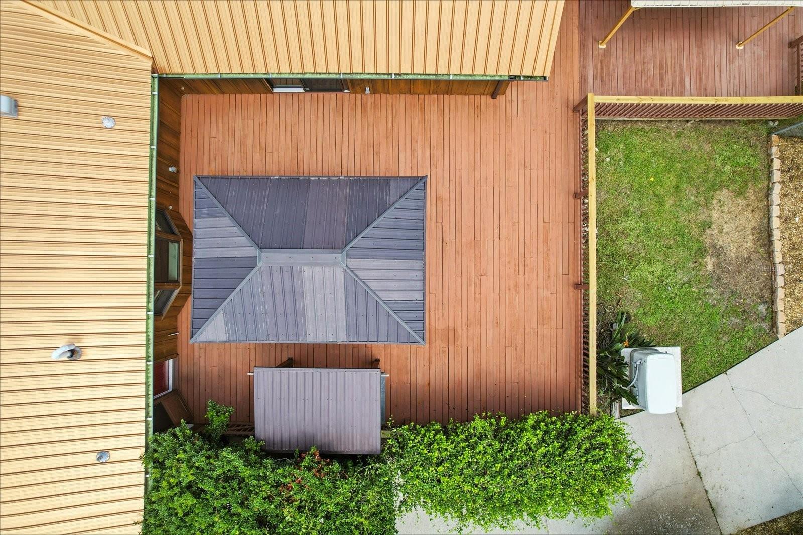 Listing photo id 10 for 11870 Riverhaven Drive