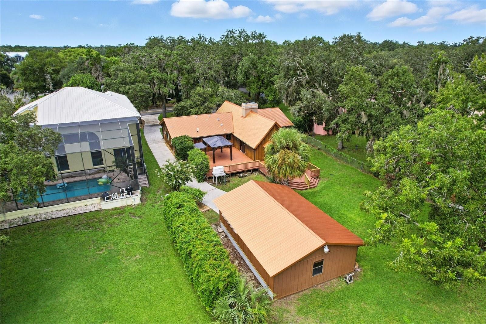 Listing photo id 11 for 11870 Riverhaven Drive