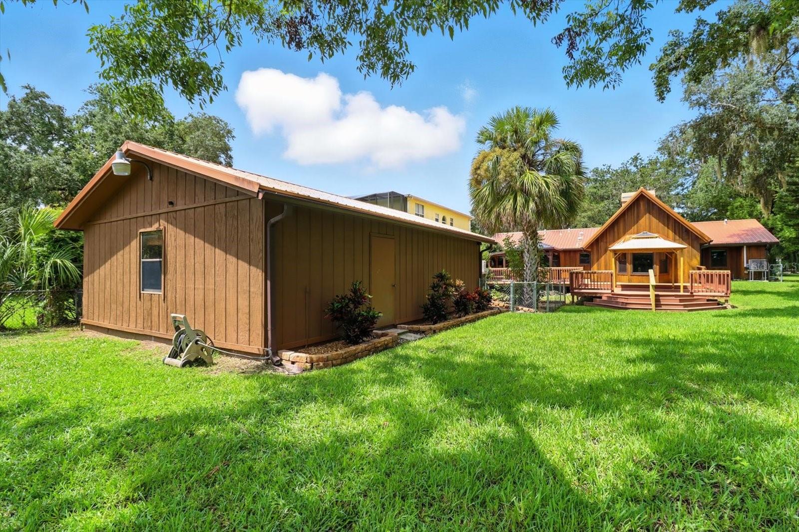 Listing photo id 0 for 11870 Riverhaven Drive