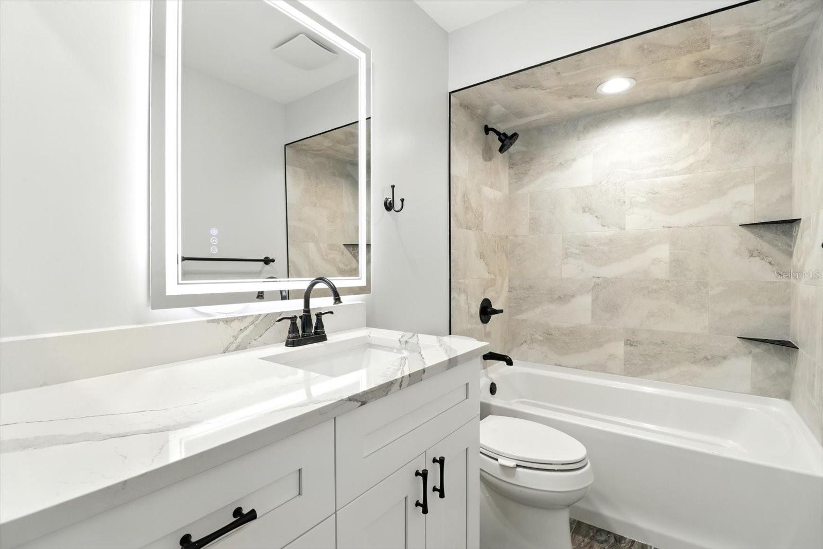 Listing photo id 31 for 11870 Riverhaven Drive