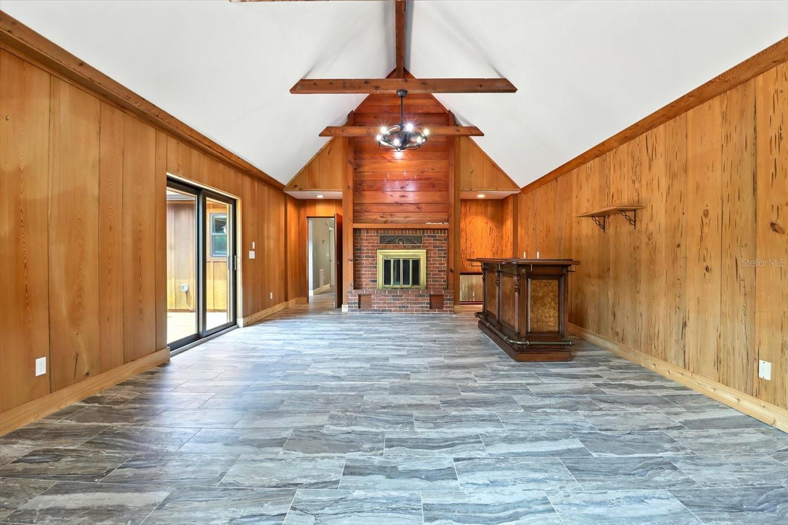 Listing photo id 36 for 11870 Riverhaven Drive