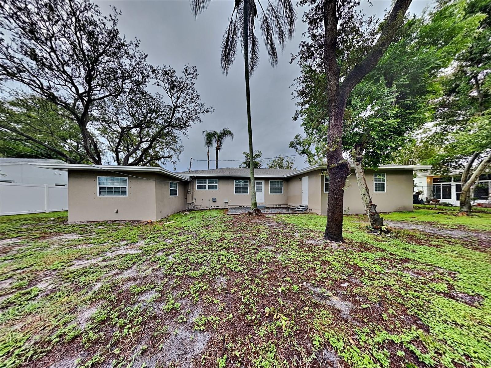 Image 16 of 16 For 412 Richards Avenue