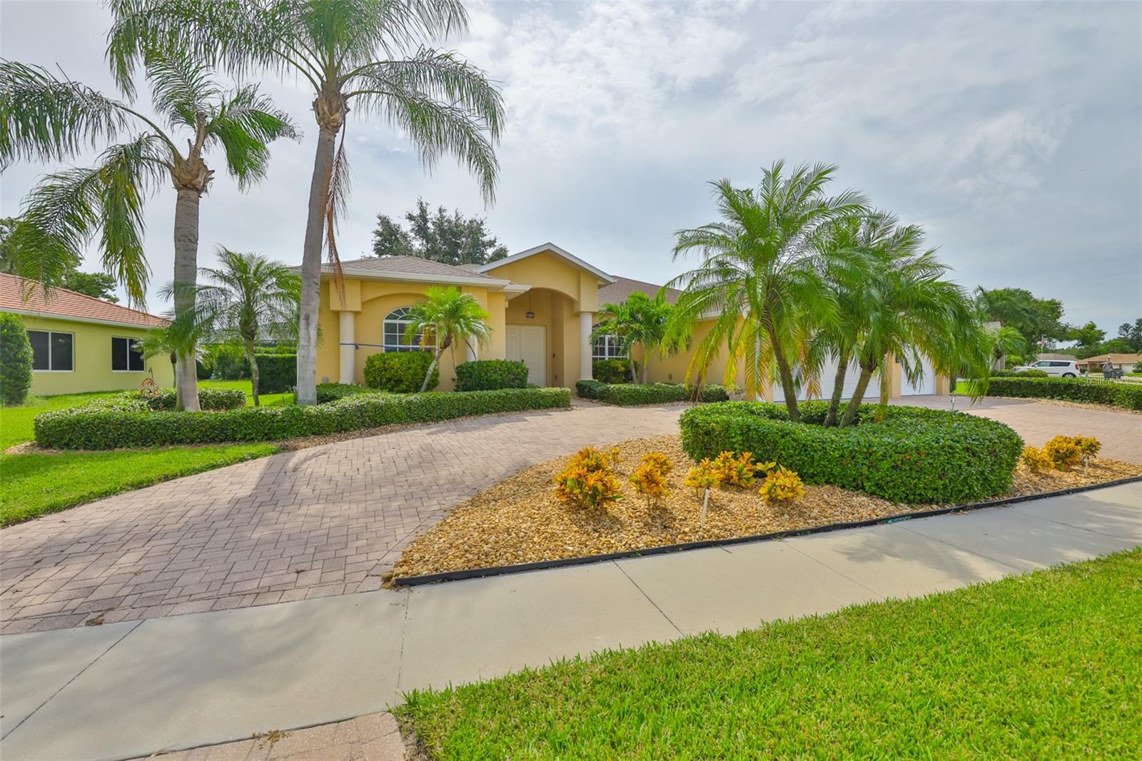 Details for 3723 Gaviota Drive, SUN CITY CENTER, FL 33573