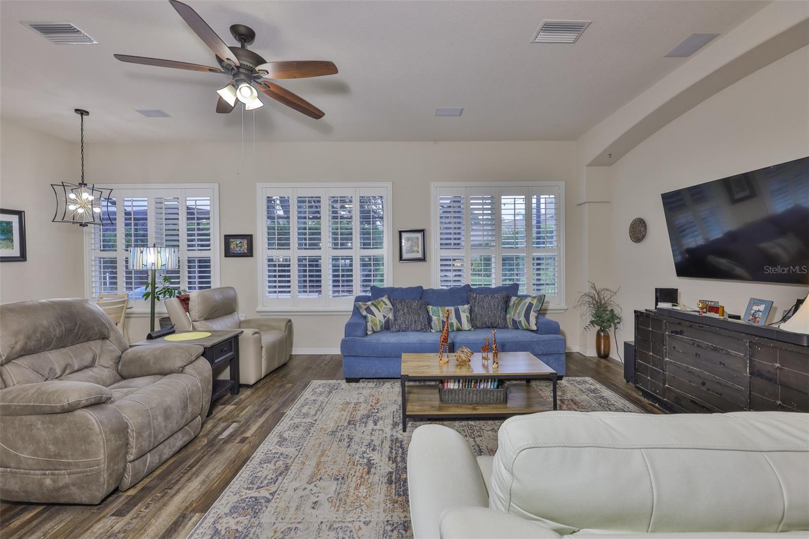 Image 10 of 50 For 3723 Gaviota Drive