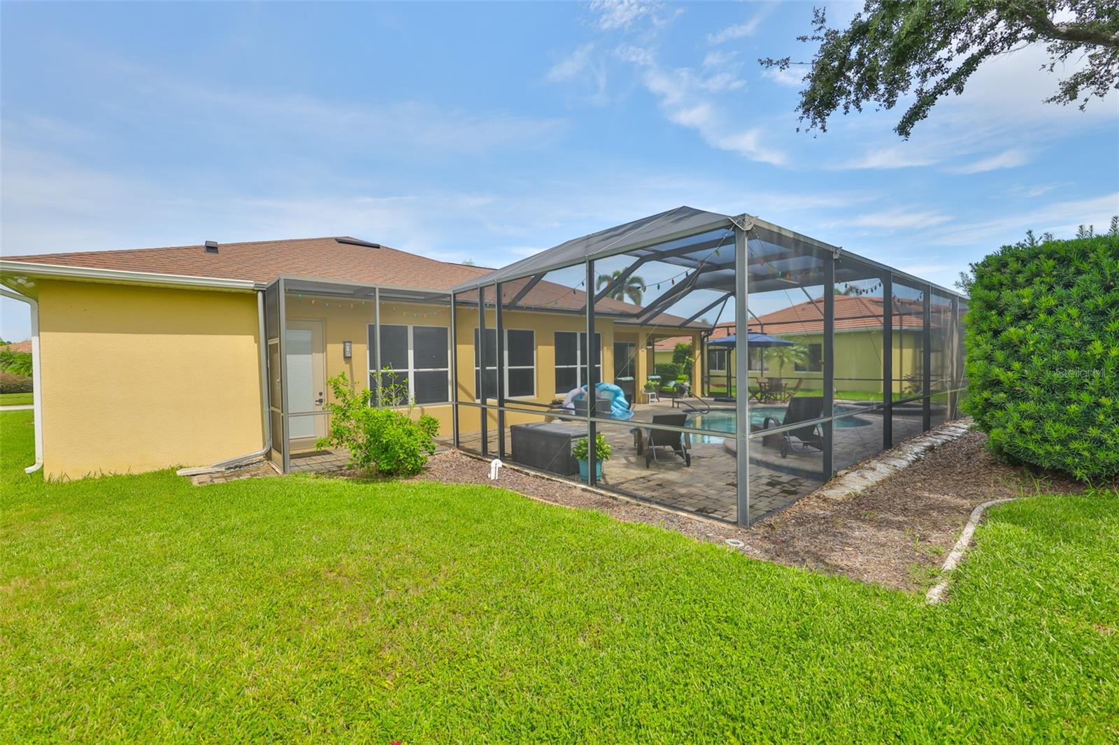 Image 23 of 50 For 3723 Gaviota Drive