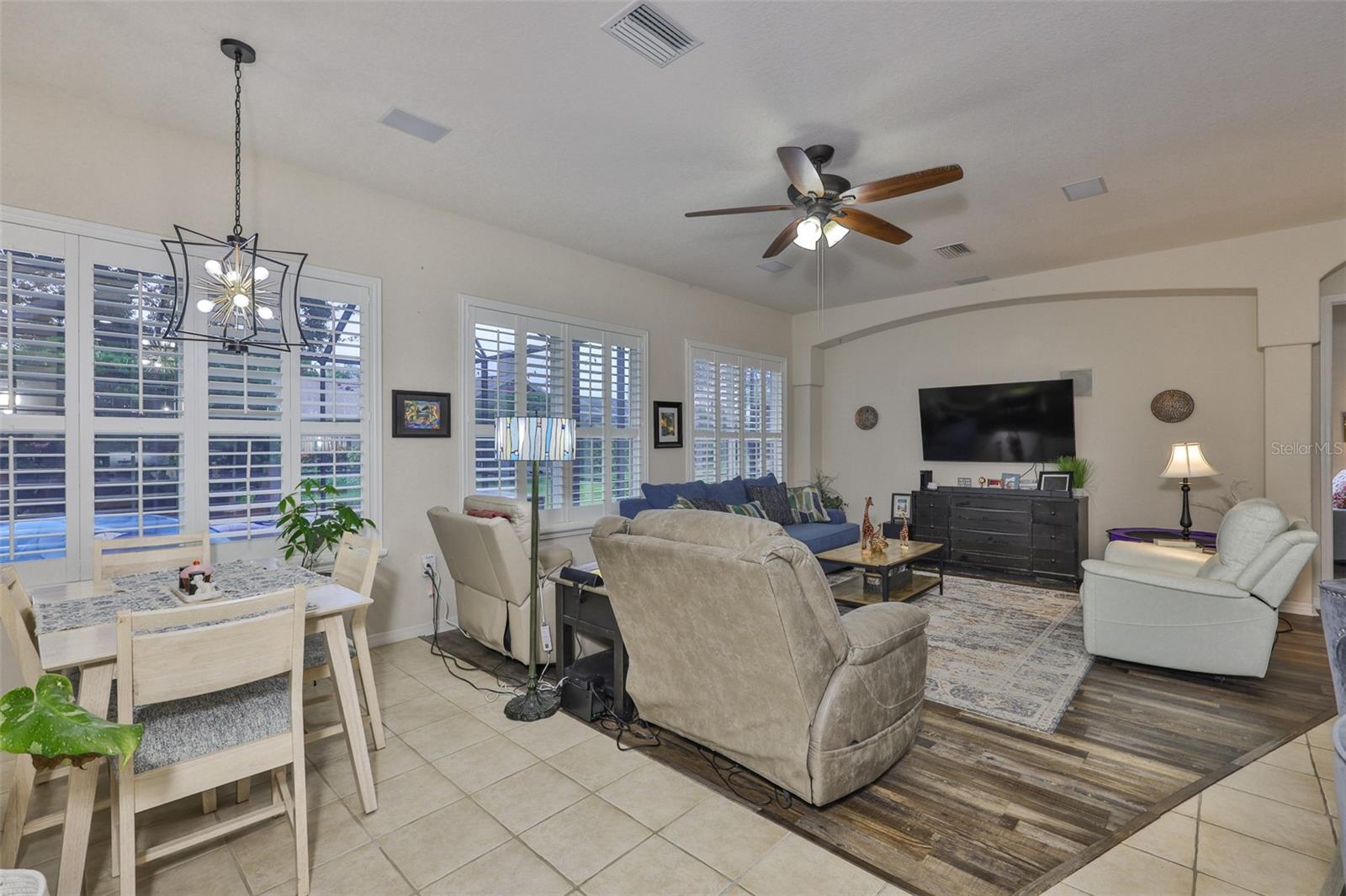 Image 37 of 50 For 3723 Gaviota Drive