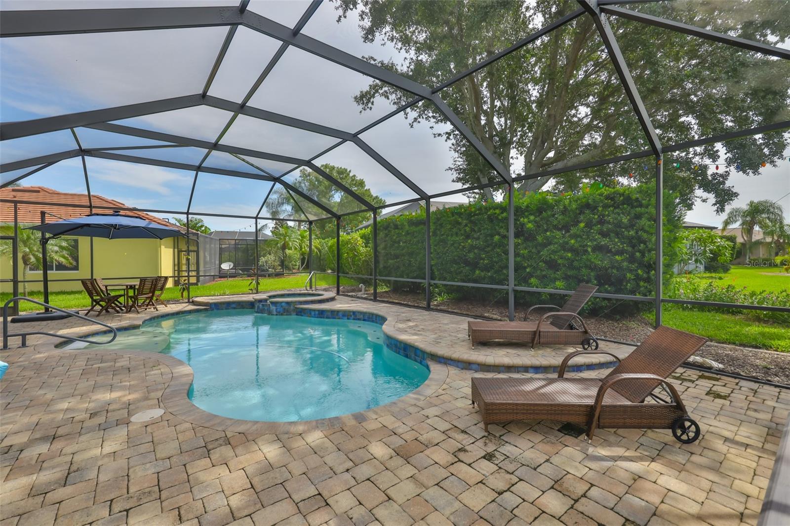 Image 40 of 50 For 3723 Gaviota Drive