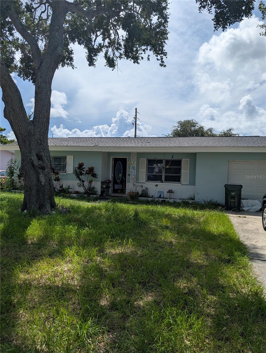 Details for 1309 Regina Drive W, LARGO, FL 33770