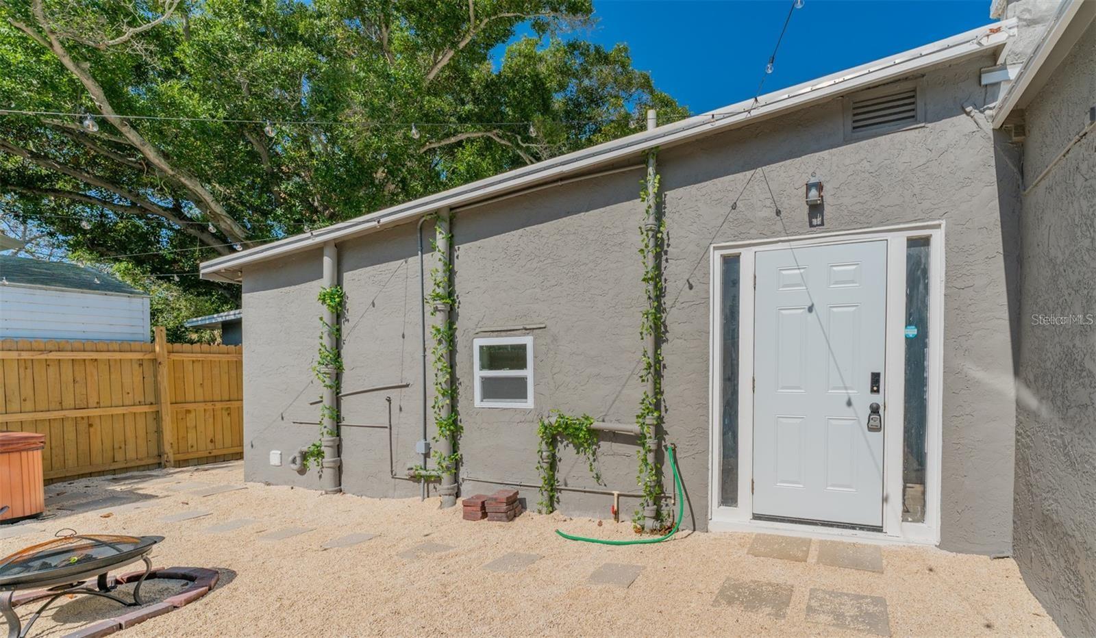 Image 18 of 35 For 1668 28th Avenue N