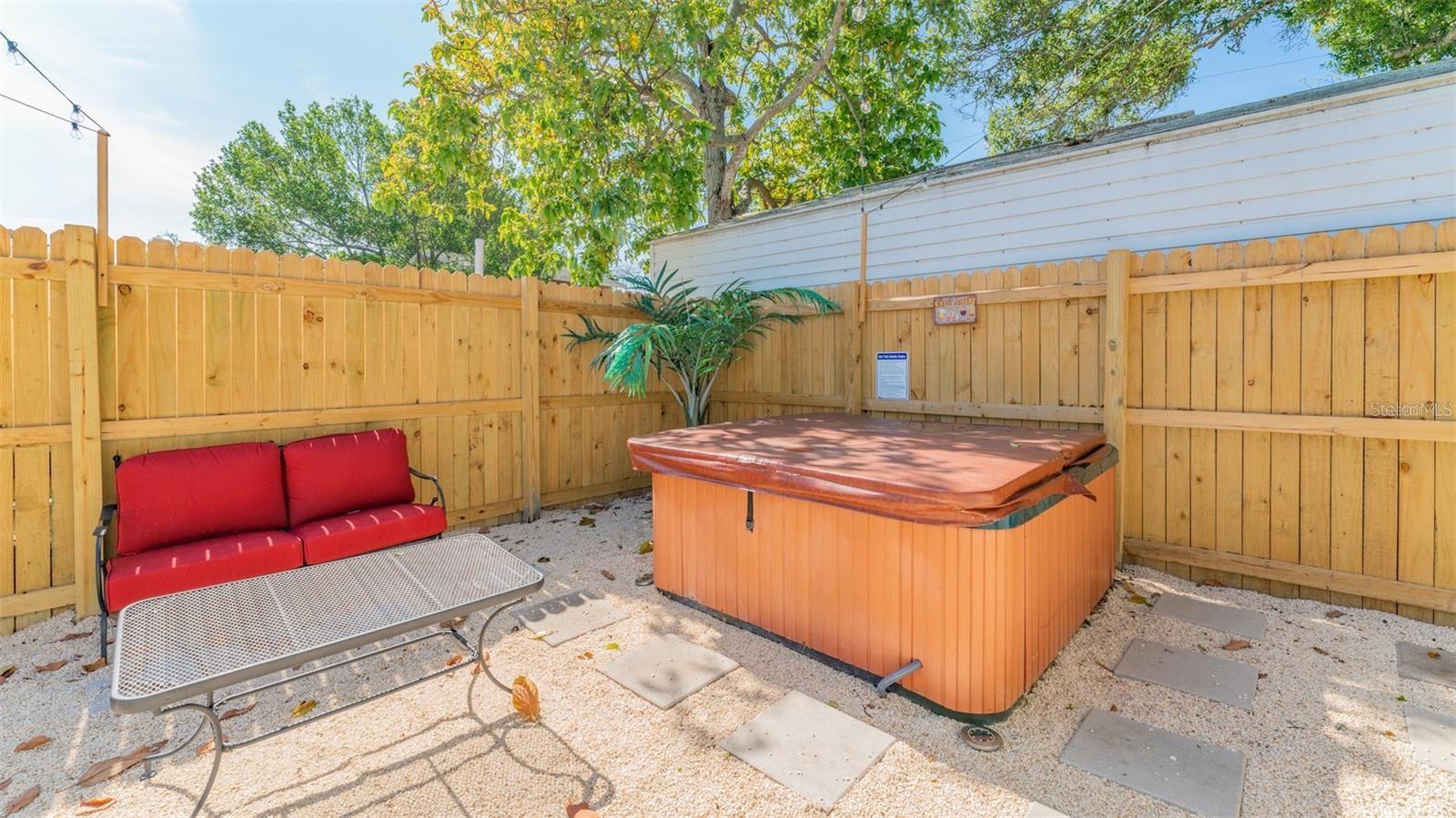 Image 20 of 35 For 1668 28th Avenue N