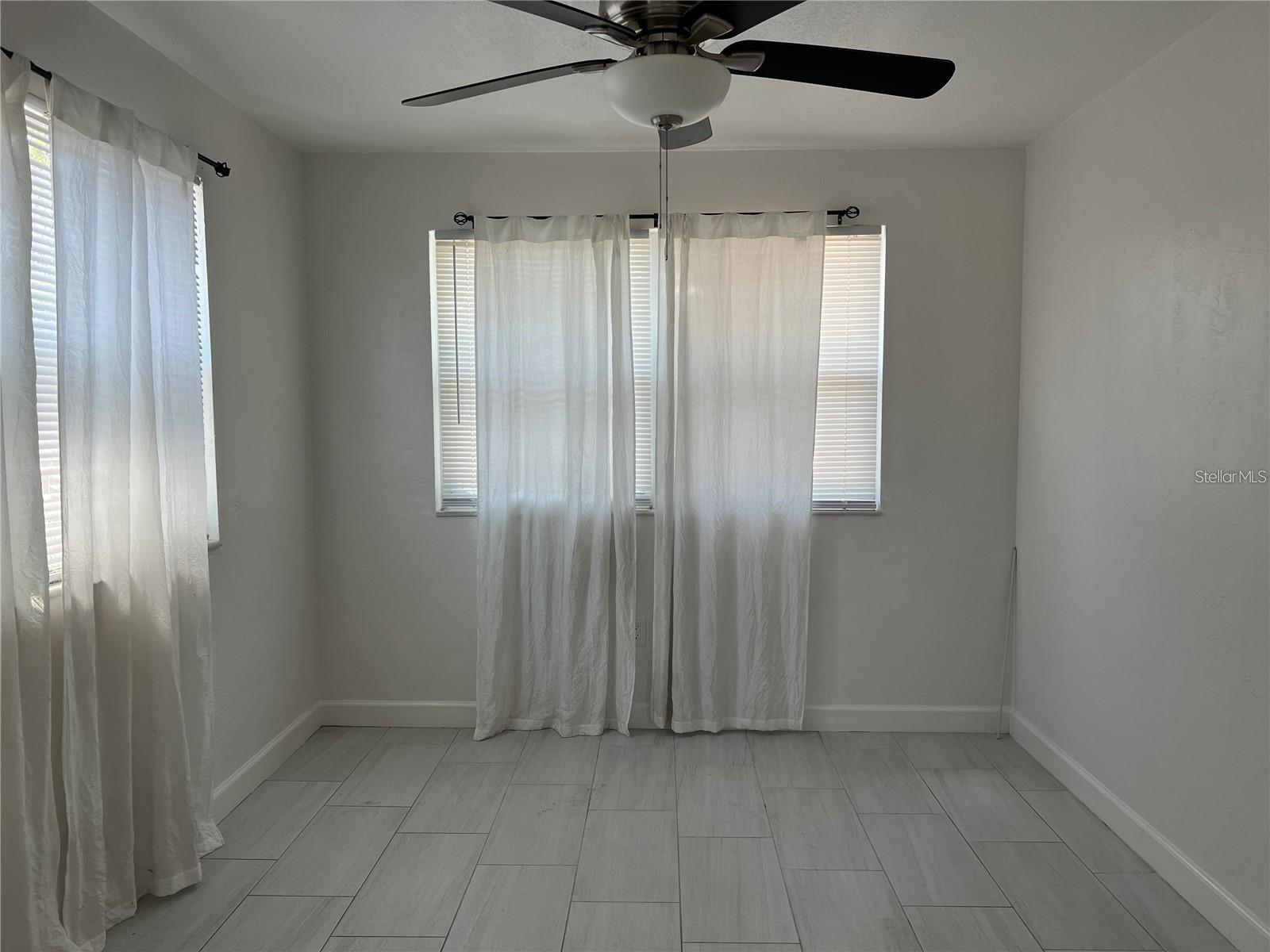 Image 30 of 35 For 1668 28th Avenue N