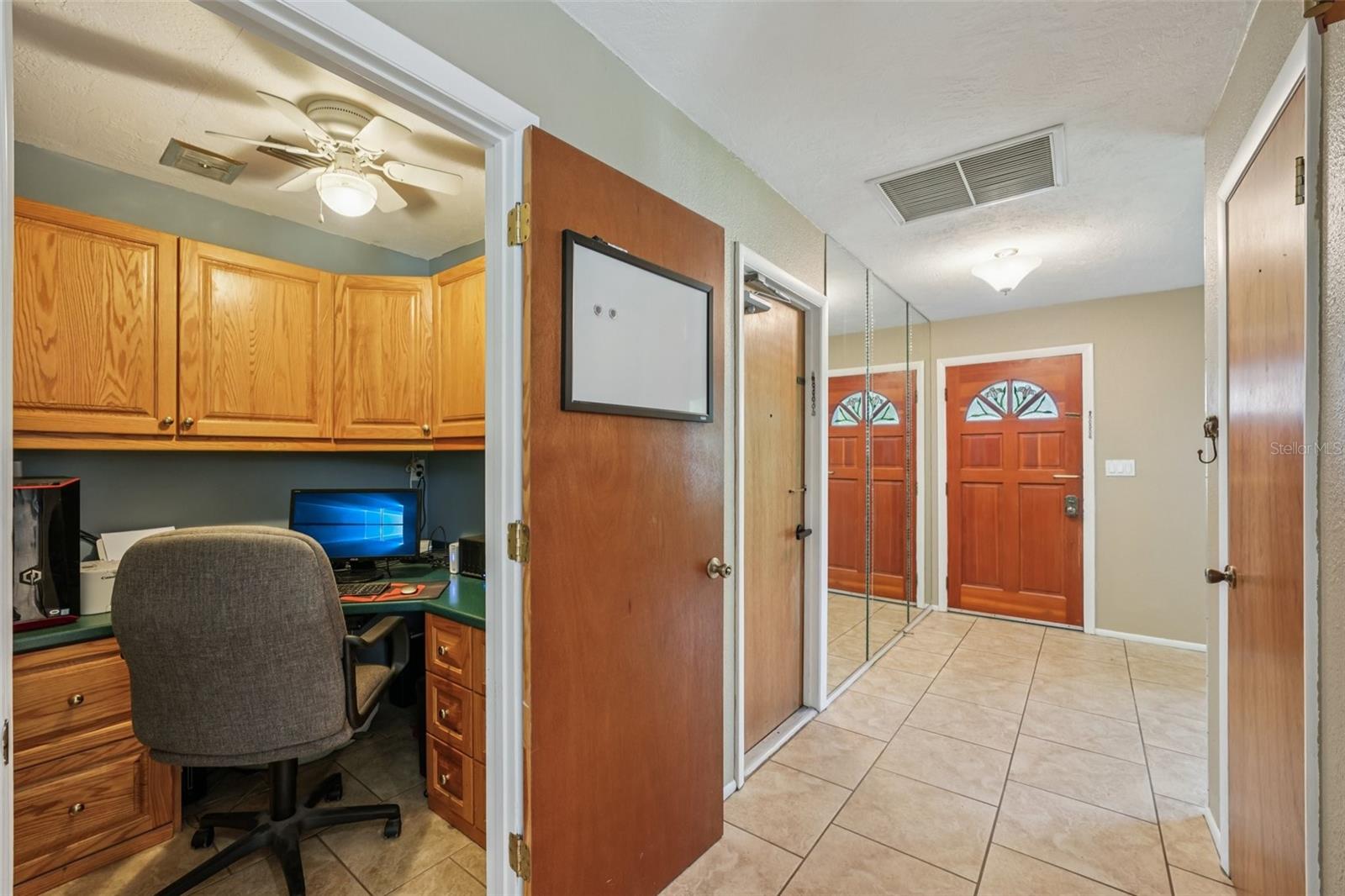 Image 14 of 32 For 1424 Rosetree Court