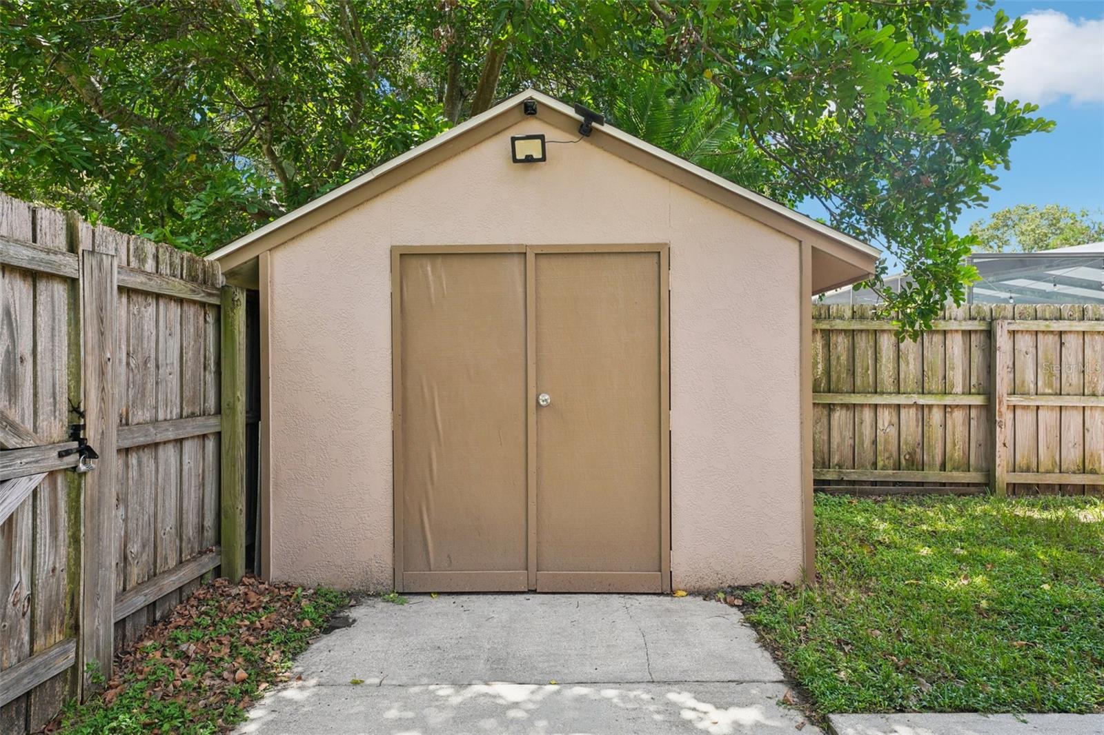 Image 27 of 32 For 1424 Rosetree Court