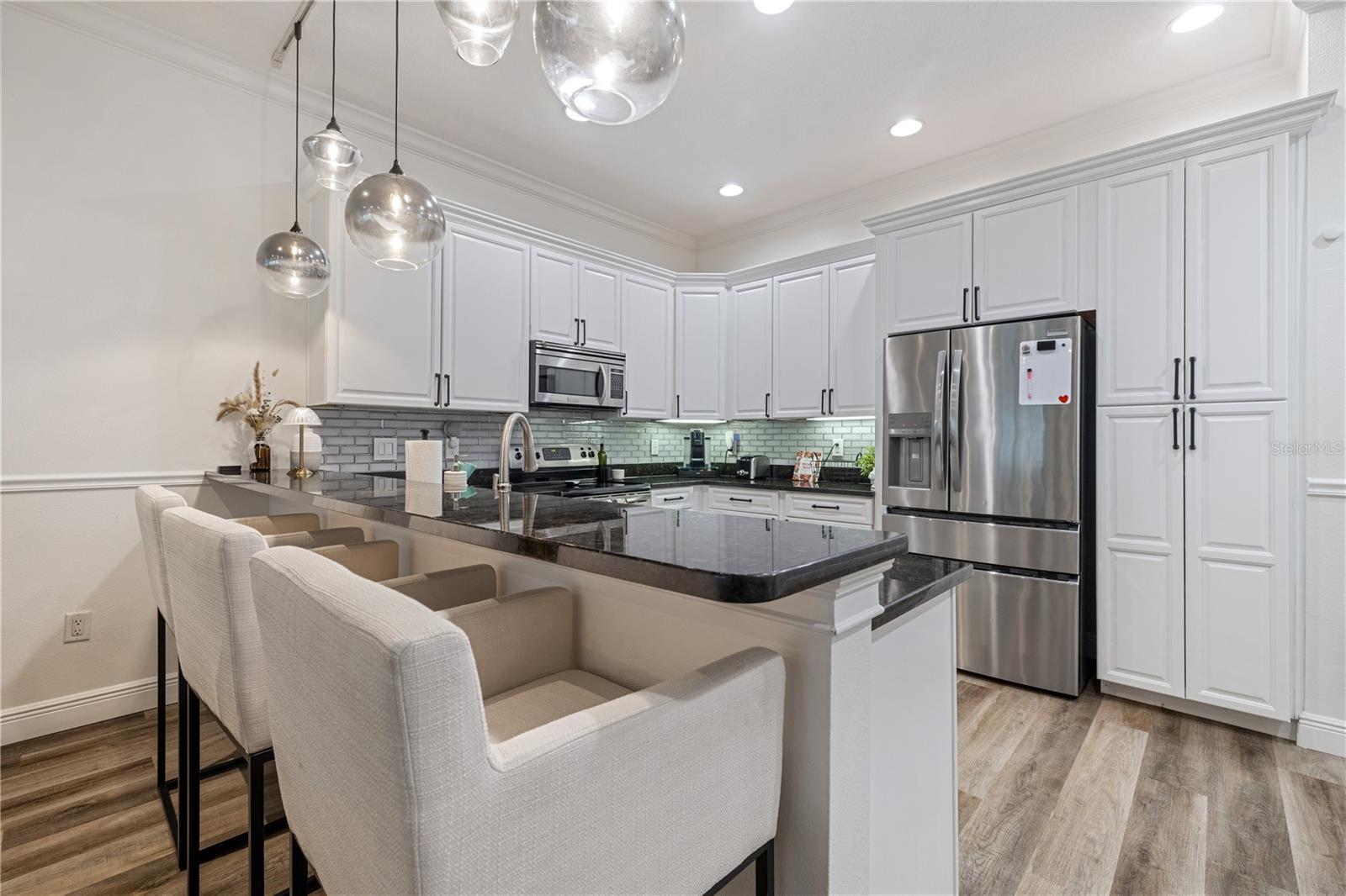 Image 4 of 28 For 3102 El Prado Boulevard 2