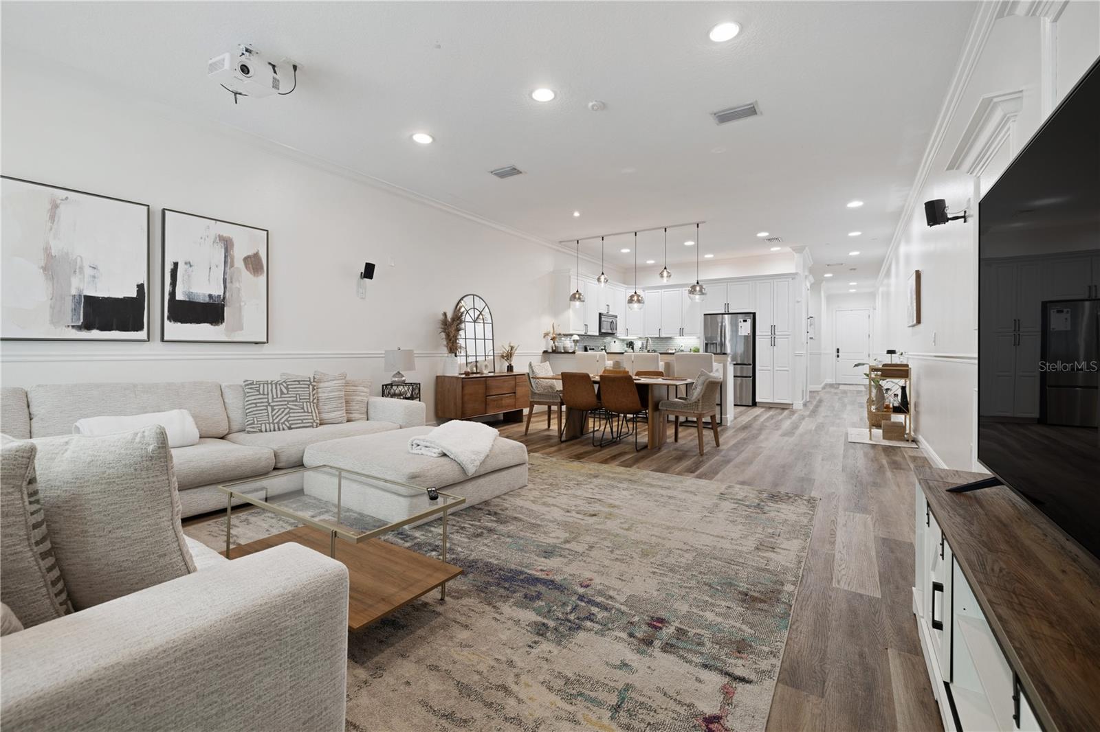Image 9 of 28 For 3102 El Prado Boulevard 2