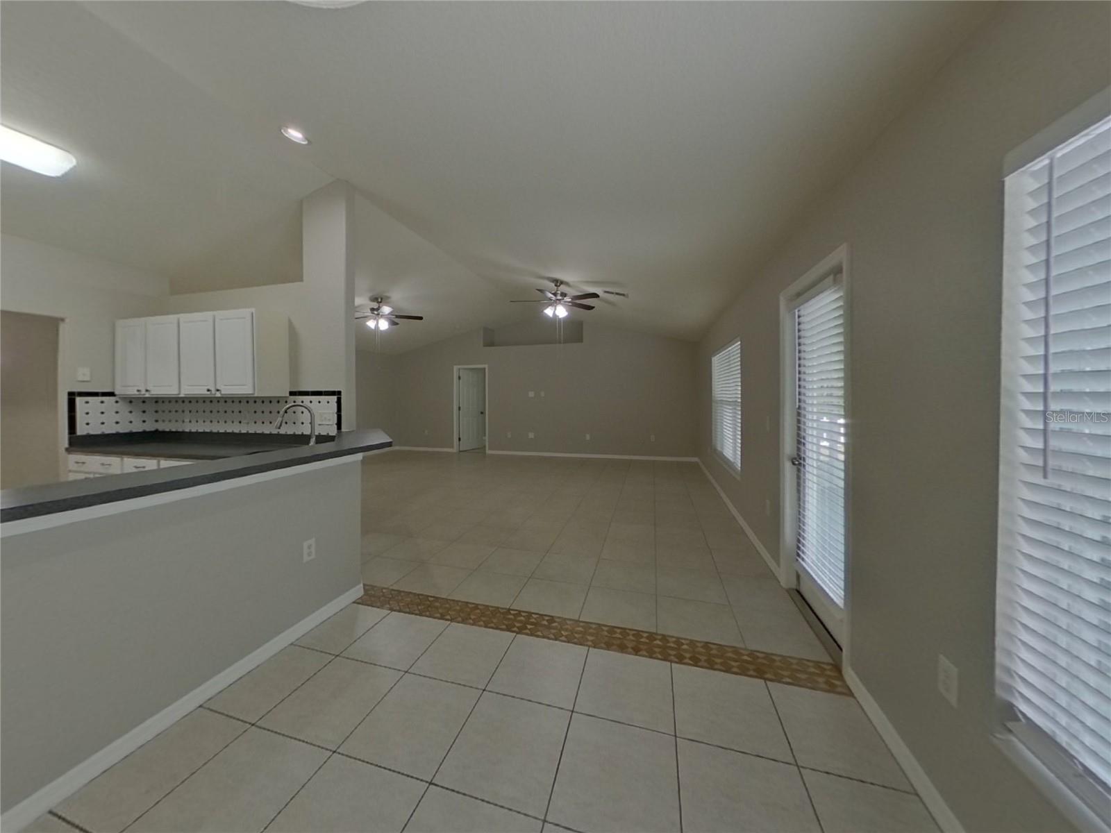 Listing photo id 2 for 2334 Danforth Road